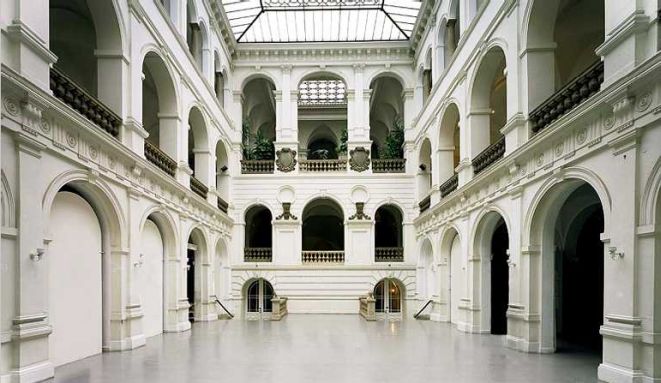 Wnętrze Muzeum Narodowego we Wrocławiu.
